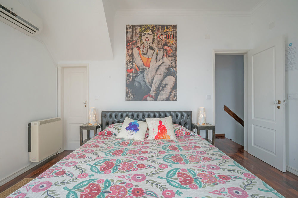 Blue Boutique Hostel & Suites Эшторил Экстерьер фото