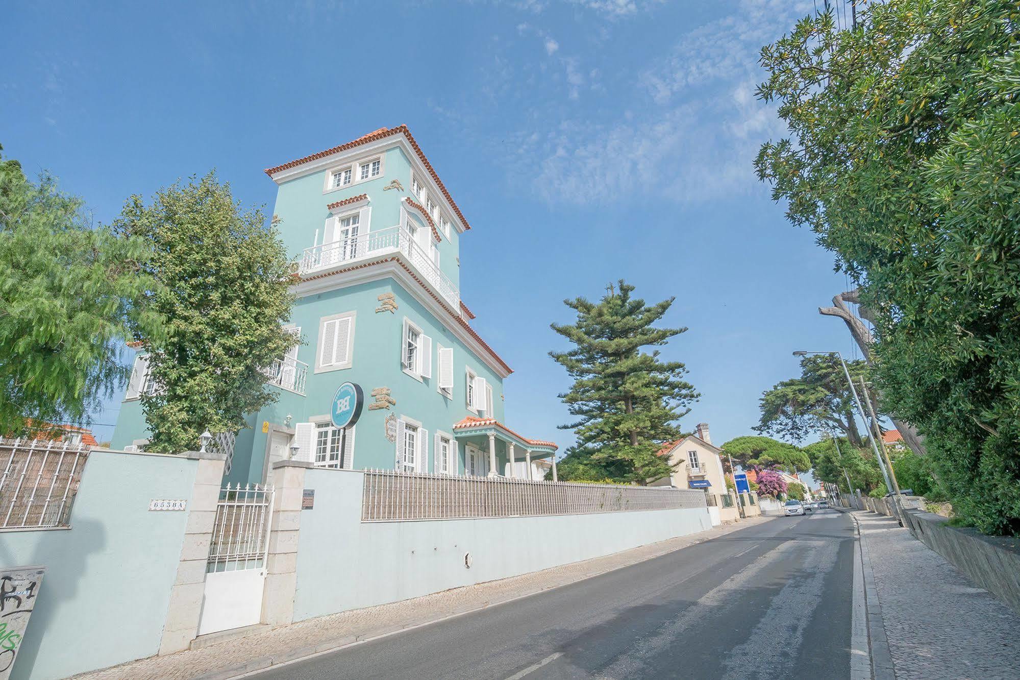 Blue Boutique Hostel & Suites Эшторил Экстерьер фото