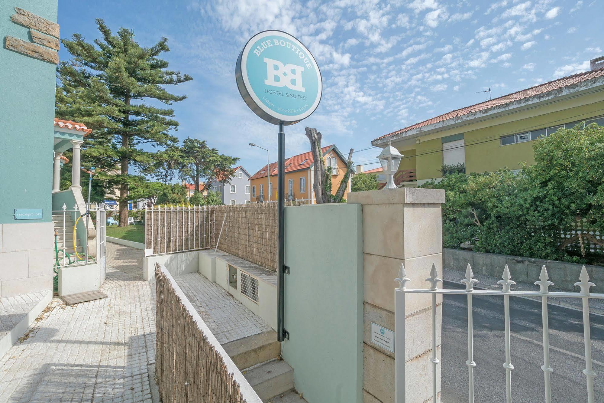 Blue Boutique Hostel & Suites Эшторил Экстерьер фото