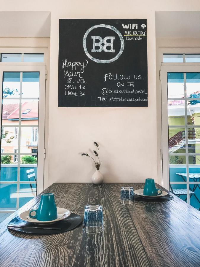 Blue Boutique Hostel & Suites Эшторил Экстерьер фото