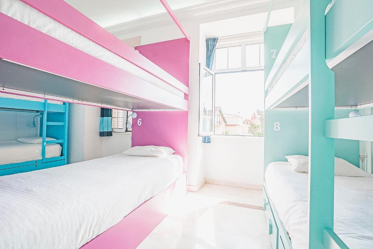 Blue Boutique Hostel & Suites Эшторил Номер фото